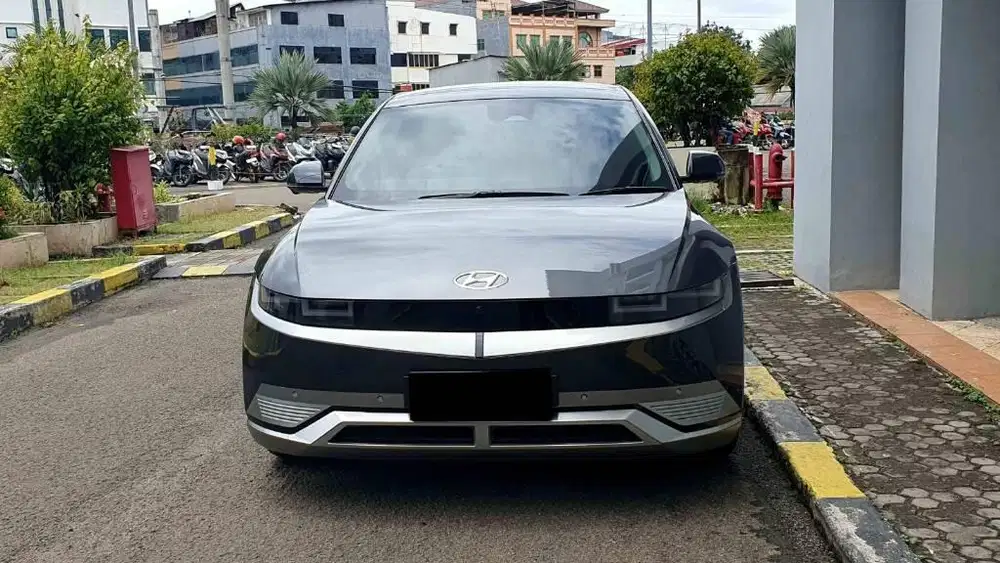 Hyundai Ioniq 5 Long Range Signature EV 2023 KM.14rb Abu2