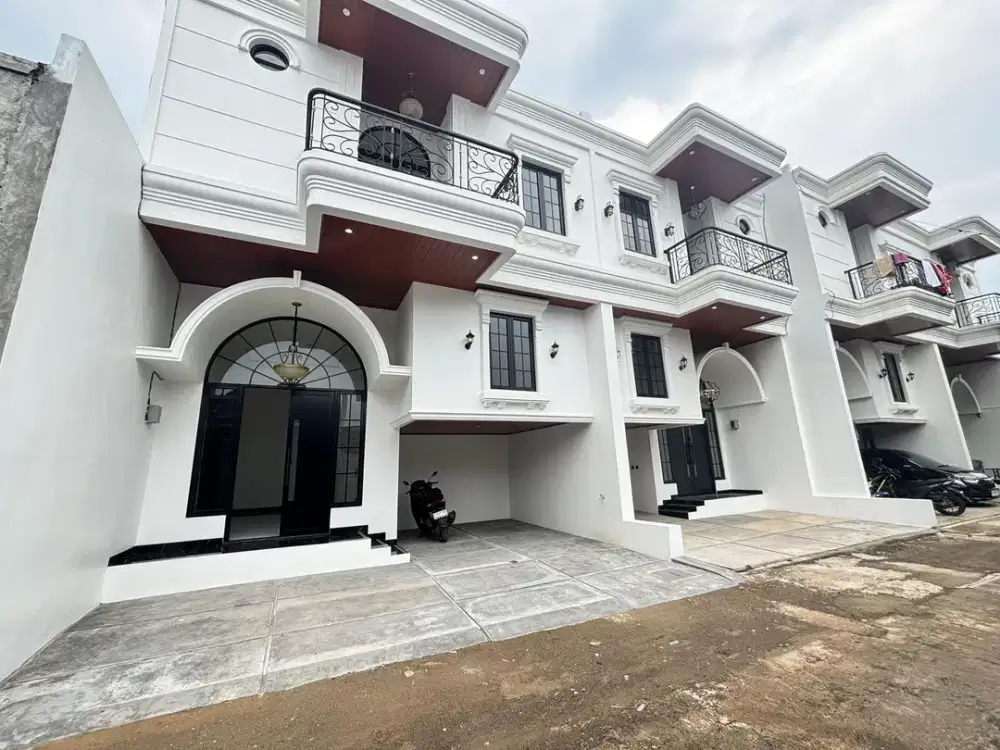 Rumah LB 120 Hadap Timur 12 Mnt ke Plasa Cibubur Siap KPR J-39807