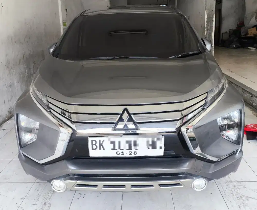 Xpander ultimate AT 2017 abu abu