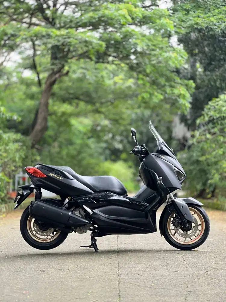 YAMAHA XMAX 250 ABS HITAM 2020 KM LOW PAJAK PANJANG SIAP GAS JAUH