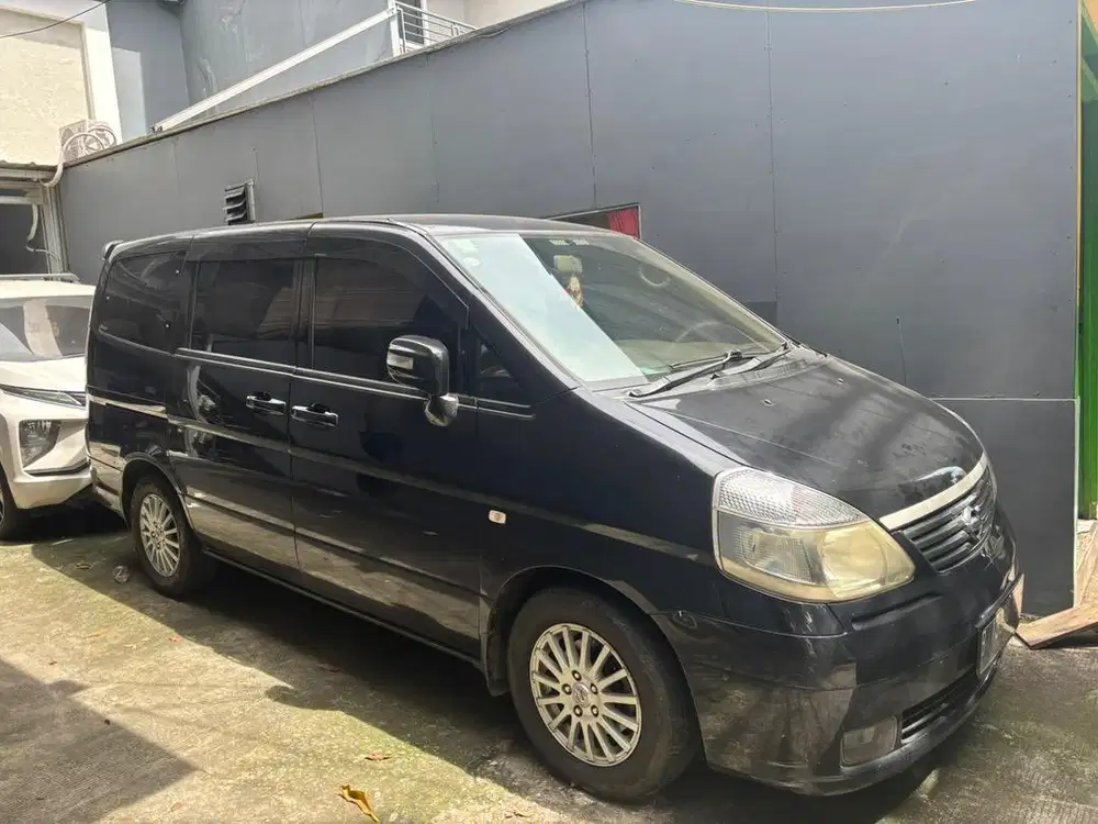 Nissan serena C24 highwaystar