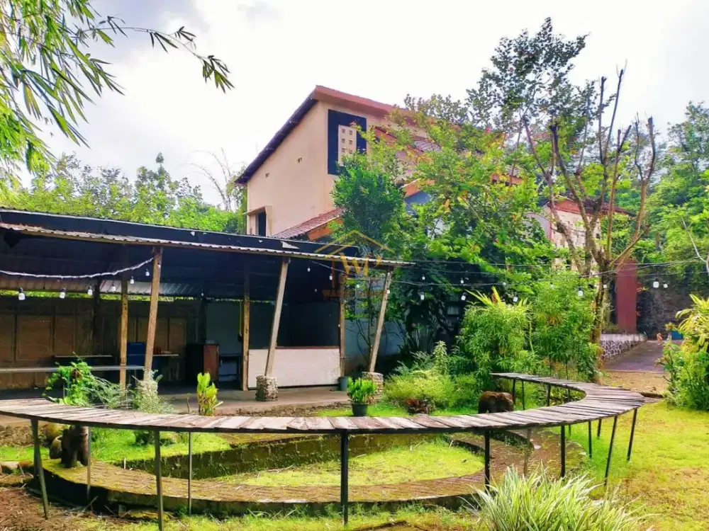 RUMAH MURAH TANAH LUAS YANG MULTIFUNGSI DI JAKAL ATAS