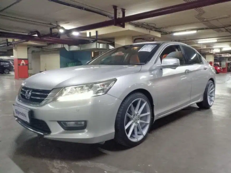 DP RENDAH - Honda Accord 2.4 VTI-L Bensin-AT 2013 S0PJ