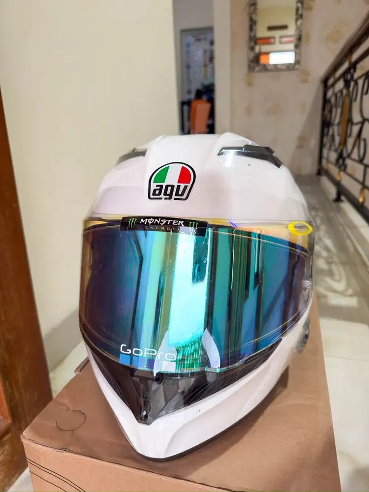 AGV NEW K3 PUTIH SIZE M LIKE NEW HELM