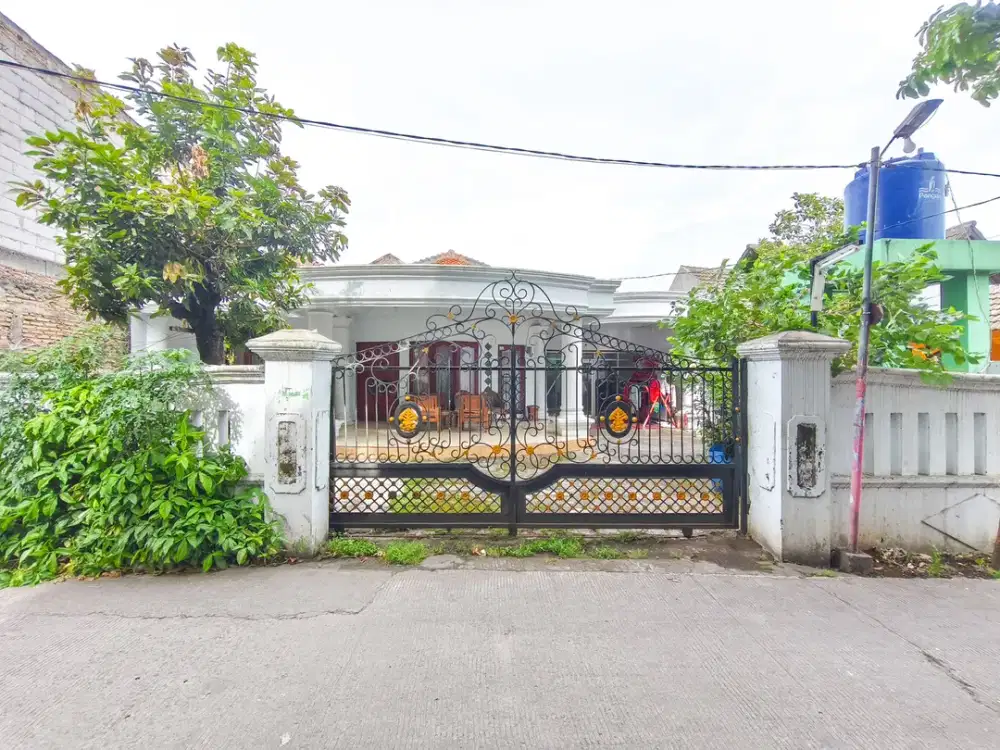 Rumah Luas 1 Lt 15 Menit ke RS Sari Asih Cipondoh Hadap Timur J-38880