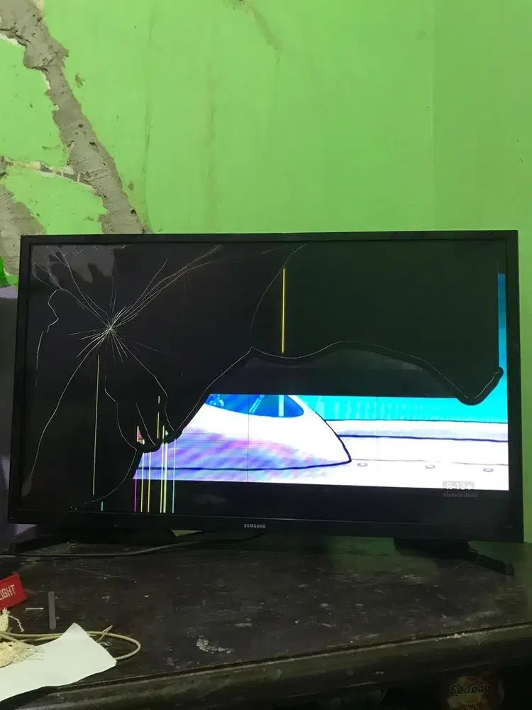 TV LED SAMSUNG 32IN