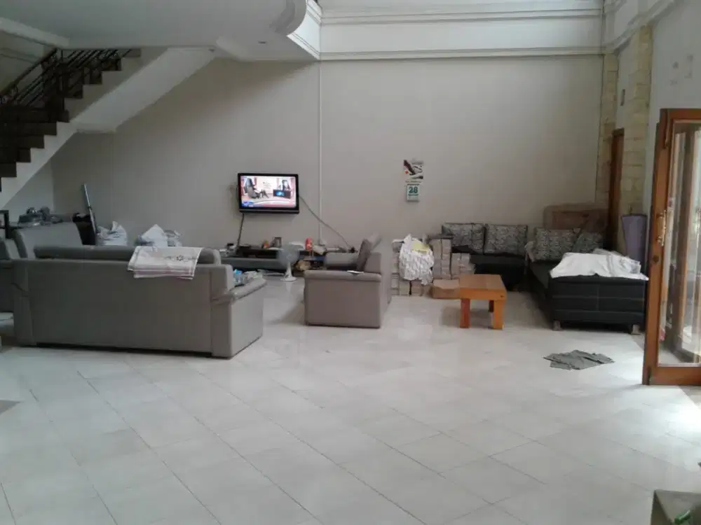 Turun harga Rumah murah 2 lantai SHM siap huni nyaman di Mekar Sederhana Raya