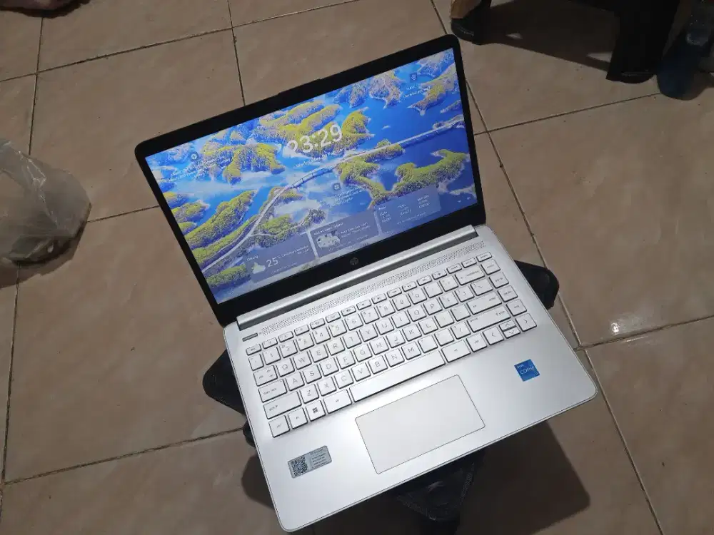 Lenovo 14s core i3 gen 12