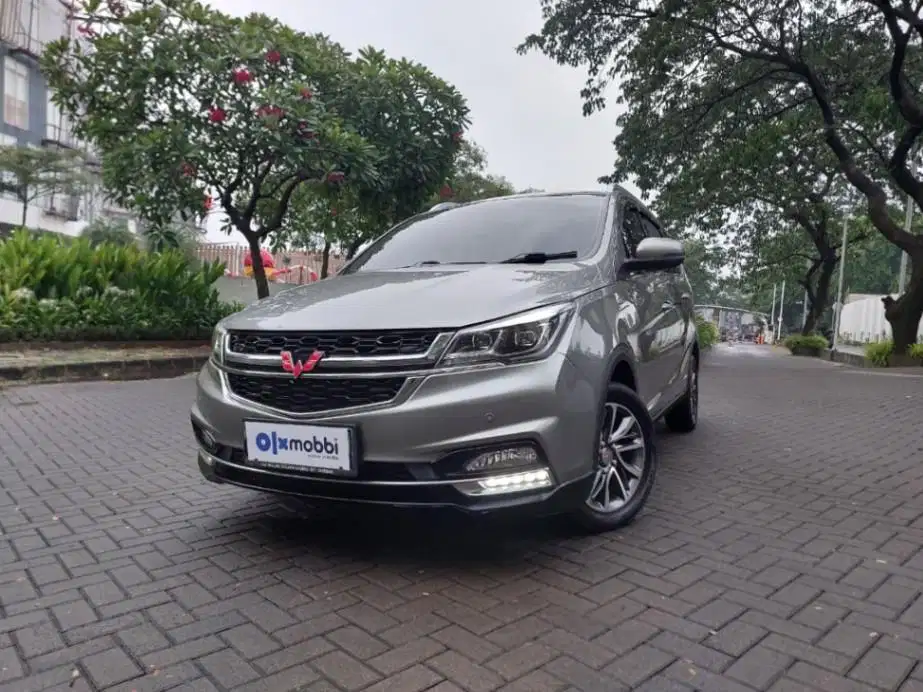 DP 1 JUTA Wuling Cortez 1.5 T Lux+ Bensin-AT 2021 JFHS