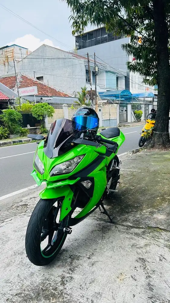 Ninja 250 FI Lengkap , pajak dan plat panjang hidupnya