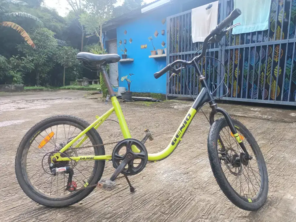 Sepeda Genio Minion Hijau