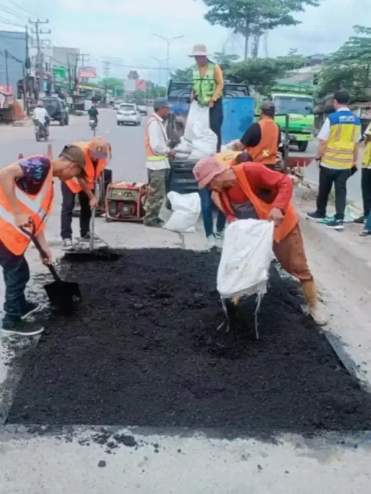 Aspal jalan instan coldmix tambal jalan