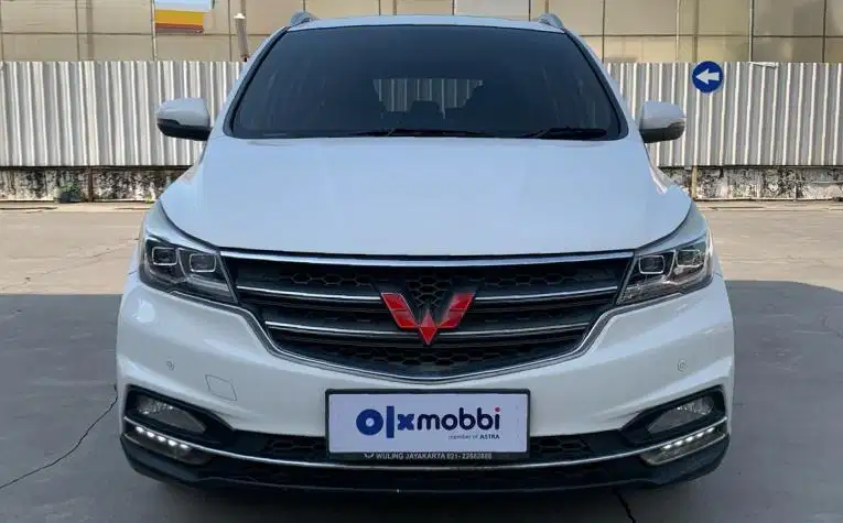 DP MURAH Wuling Cortez 1.8 L Lux AMT Bensin-AT 2018  CERGB