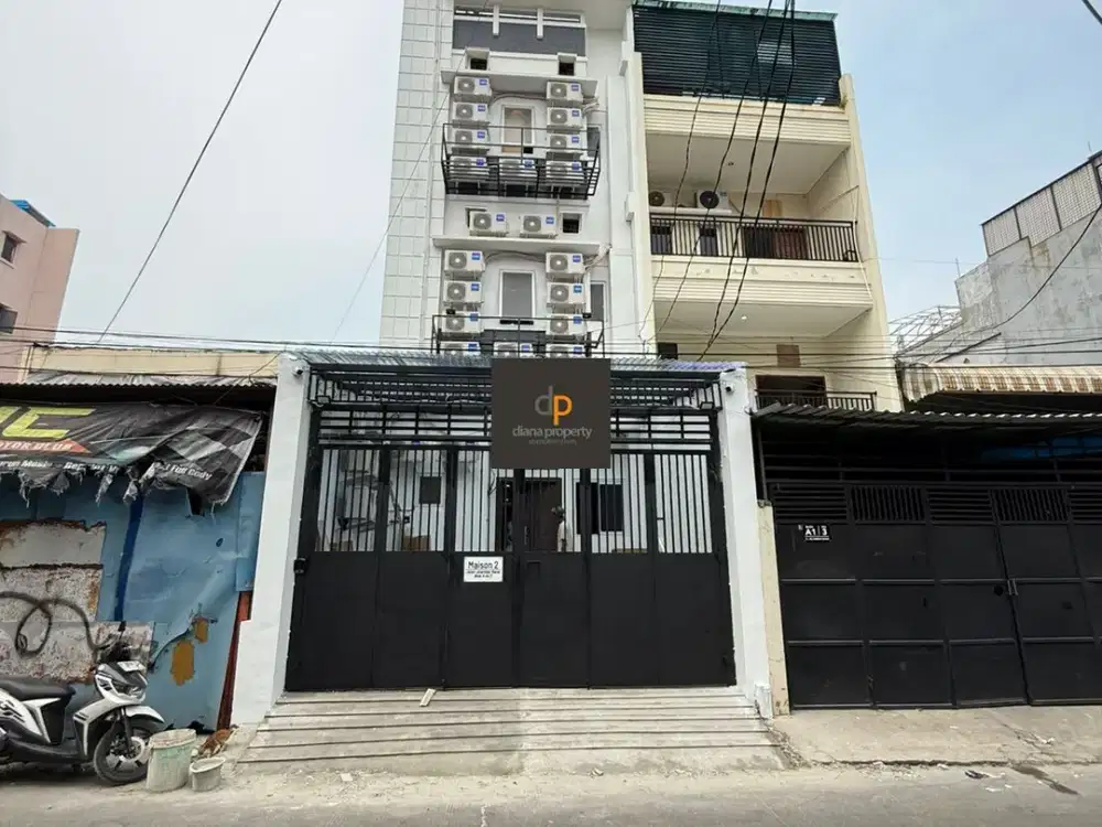 Dijual Cepat Rumah Kost Baru di Jelambar-Jakarta Barat, Area ramai, ROI 10%, Full 100%
