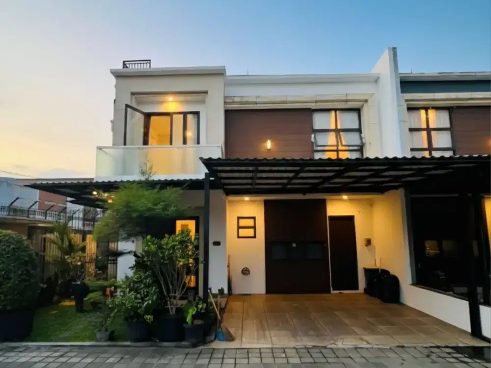 DIJUAL RUMAH MEWAH AREA JAKARTA SELATAN