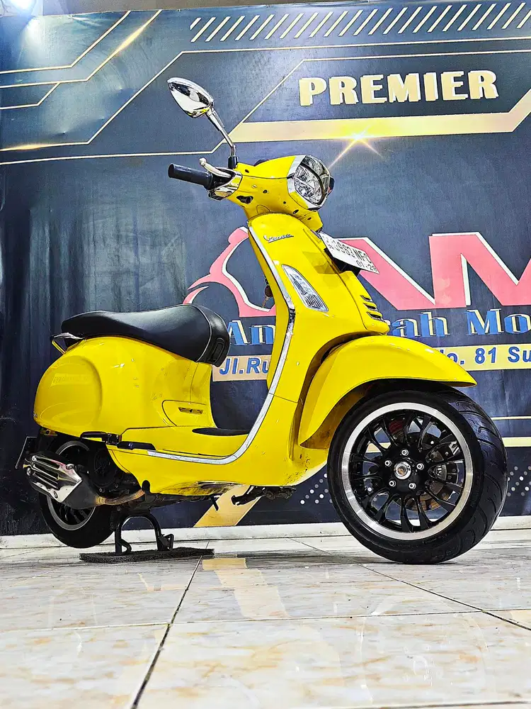 Sprint  abs scooter Modern Yellow Sole glossy .Anugerah motor rungkut