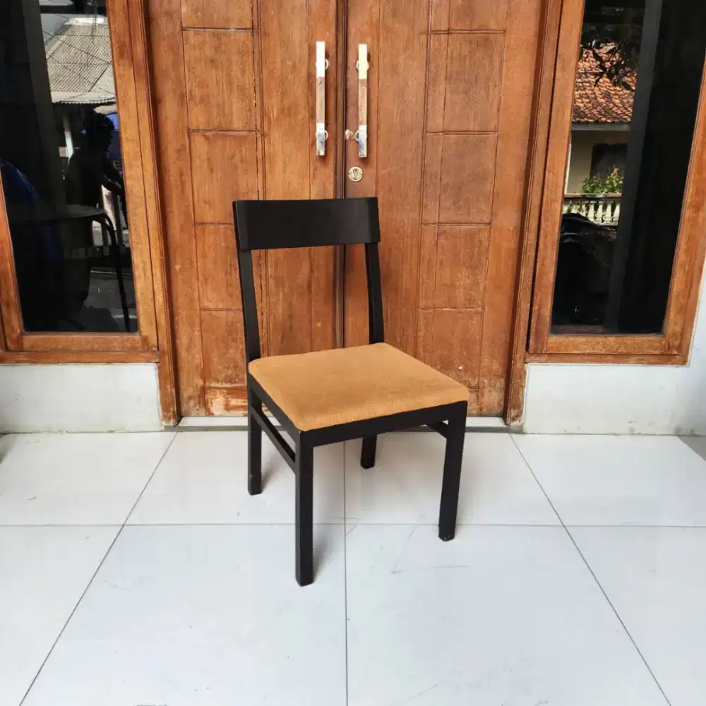 Kursi ex Cafe - kursi ex Resto K10