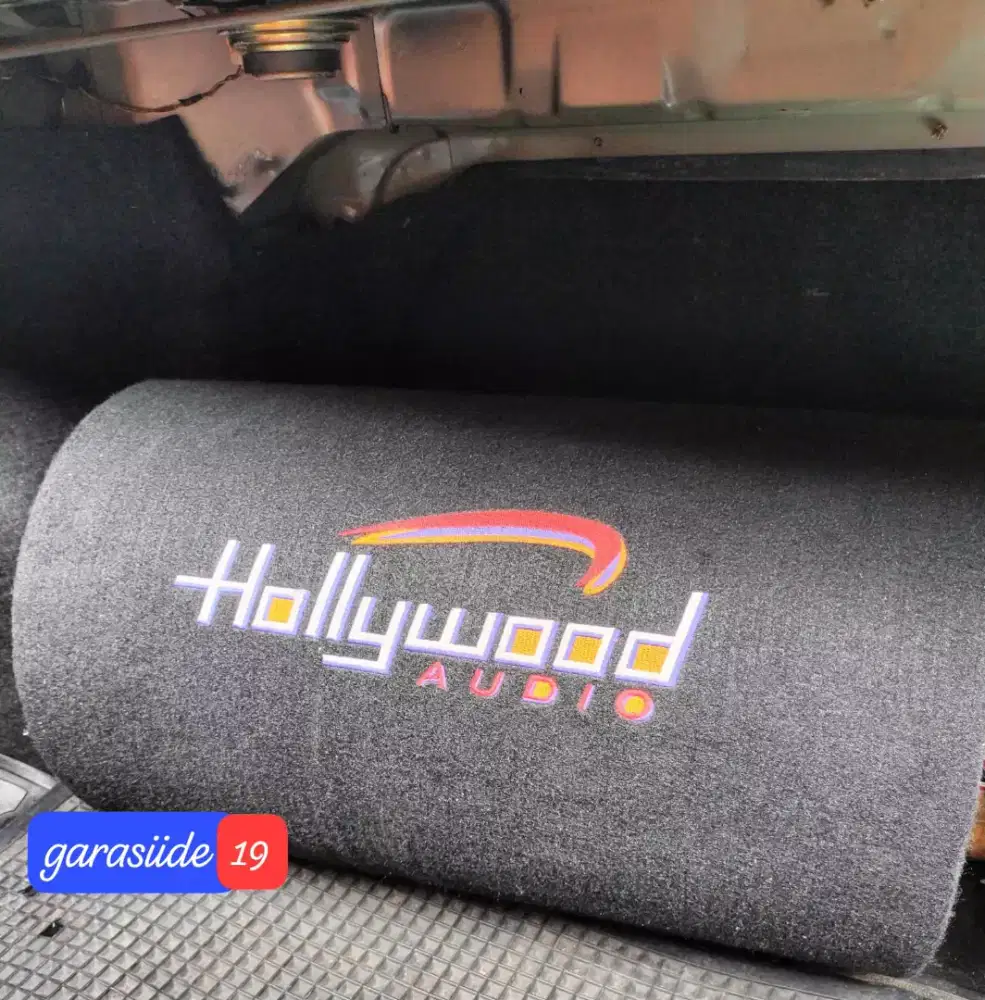 Subwoofer Bass Tube Hollywood