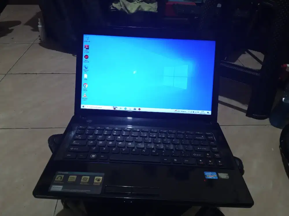 Laptop Lenovo core i3