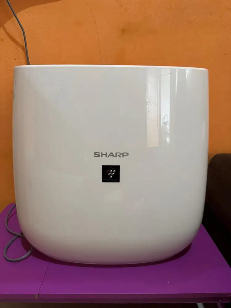 Air purifier sharp / penyaring udara