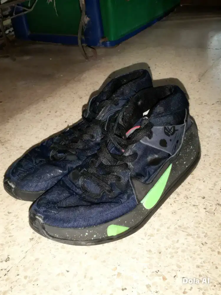 Sepatu basket Nike KD PLANET of HOOPS