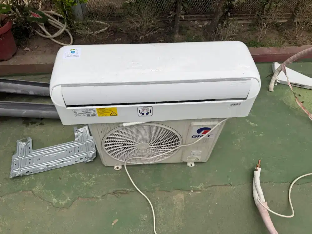 JUAL MURAH, AC 2PK MERK GREE.