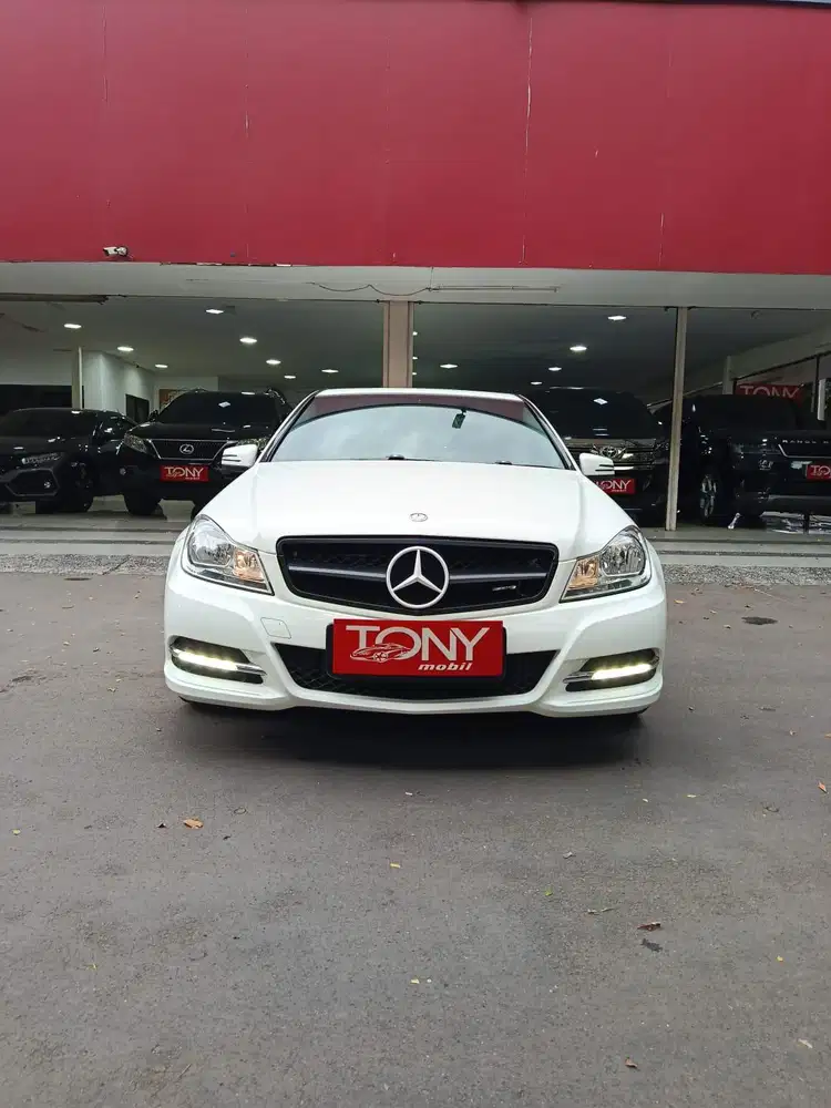 Mercy C200 CGI DP 21jt Saja 2013 Putih