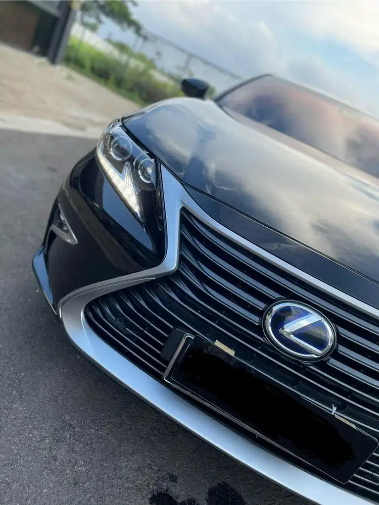 Lexus ES300h Luxury 2015