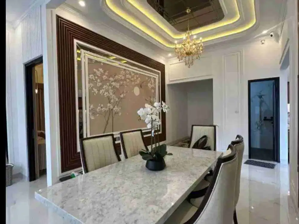 Rumah Sultan Full Furnished Depan Kampus Umm