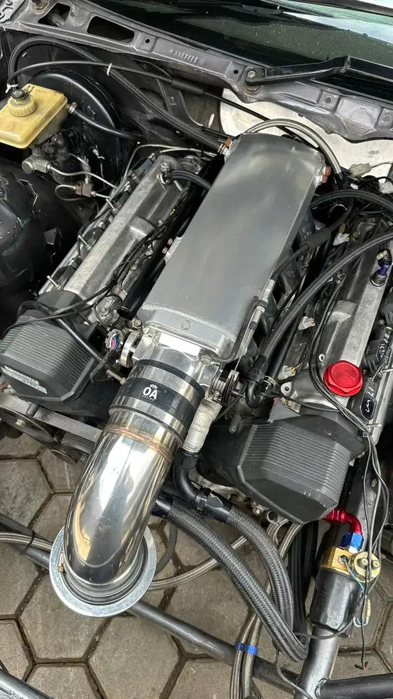 BMW 323i 1997 Bensin