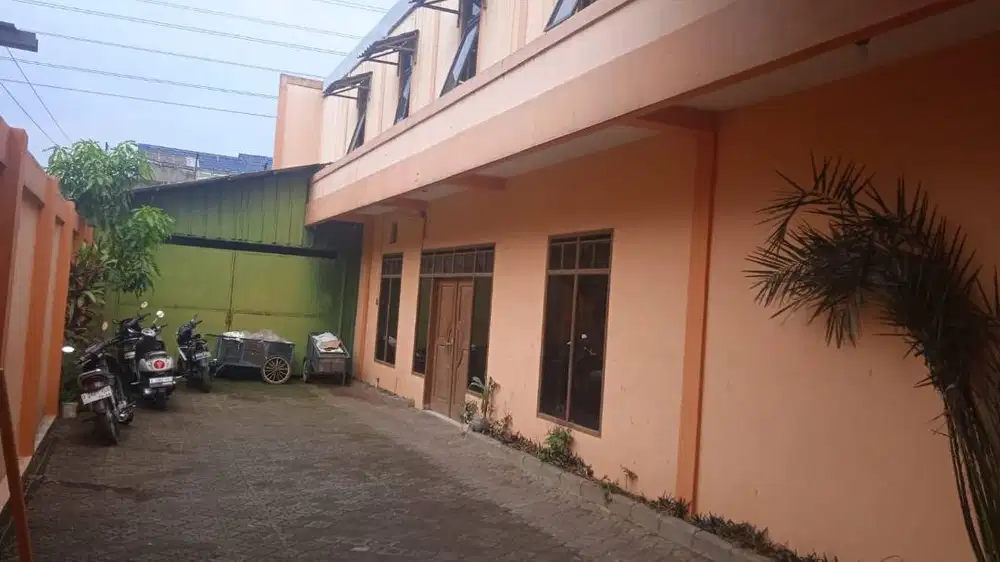 Ruang Usaha Dijual Ngamprah Bandung akses kendaraan besar, parkir luas