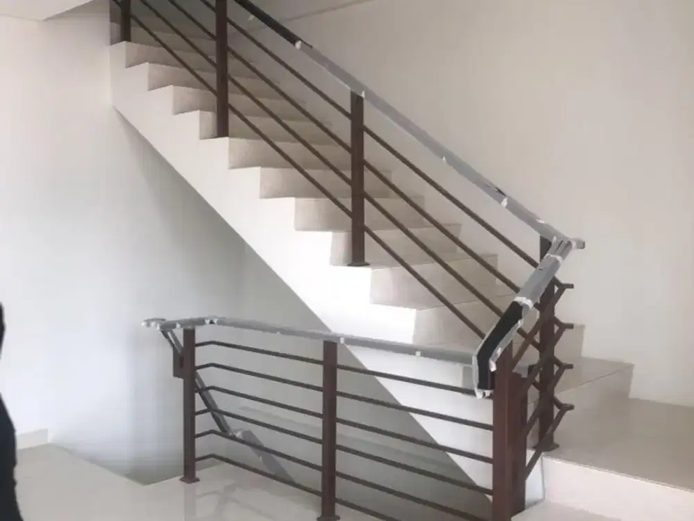 Dijual Town House Puri Mansion Tower 3 Uk.6x12m2 Semi Furnish