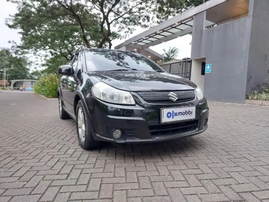 DP 1 JUTA Suzuki SX4 1.5 X-Over Bensin-AT 2008 WYXS