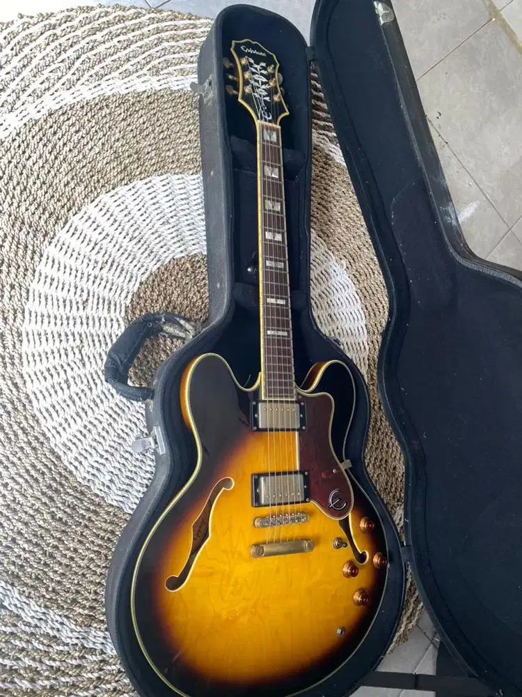 Epiphone sheraton II