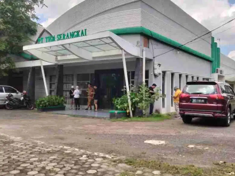 Ruang Usaha Pinggir Jalan Pusat Kota Bandar Lampung