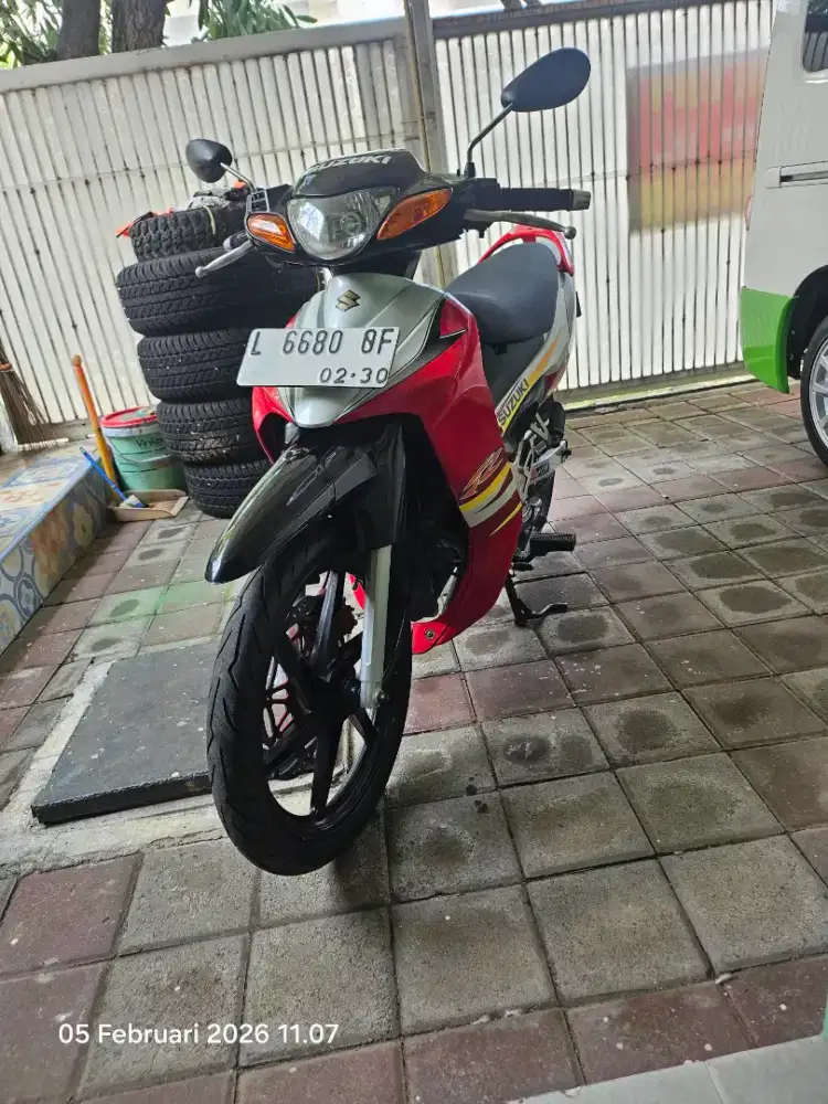 Suzuki Hiu 2004 istimewah