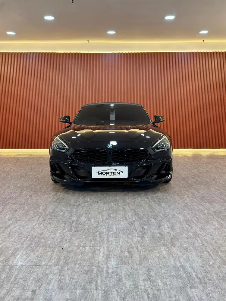 BMW Z4 M40i 3.0LRoadster G26 2025 odo 2 Ribuan