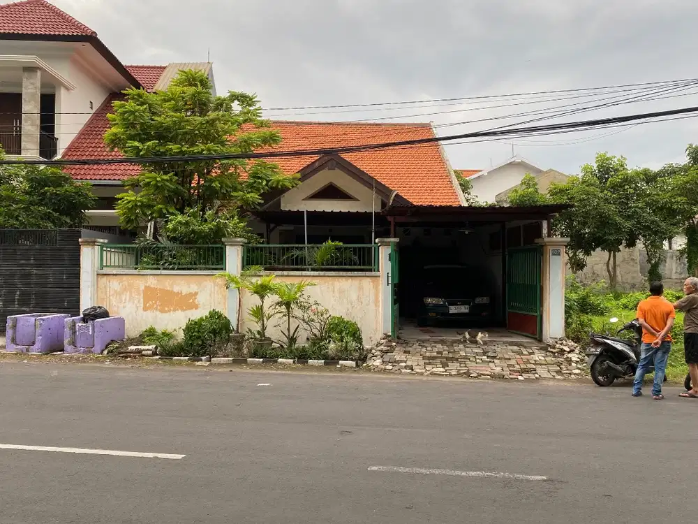 Dijual Rumah Di Jl. Ketintang Selatan