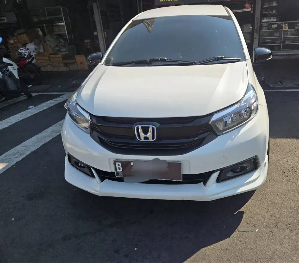 Dijual Honda Mobilio 2015 Tgn 1 49rb km facelift