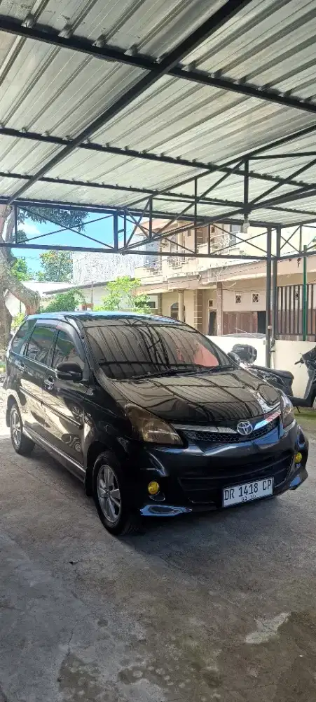 Di jual avanza veloz 2012