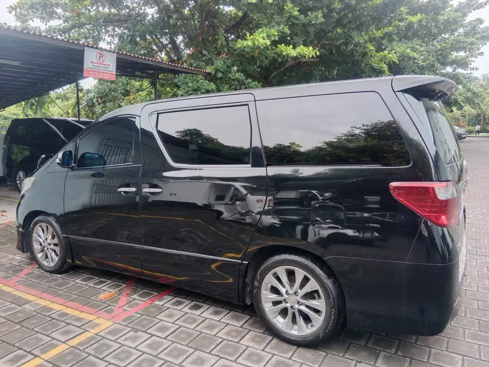 Toyota Alphard 2011 Bensin