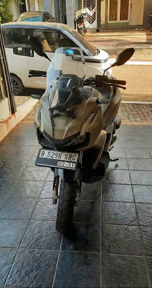 Honda ADV 160 ABS 2024 - KM Low 4rb - Like New - Pajak Panjang