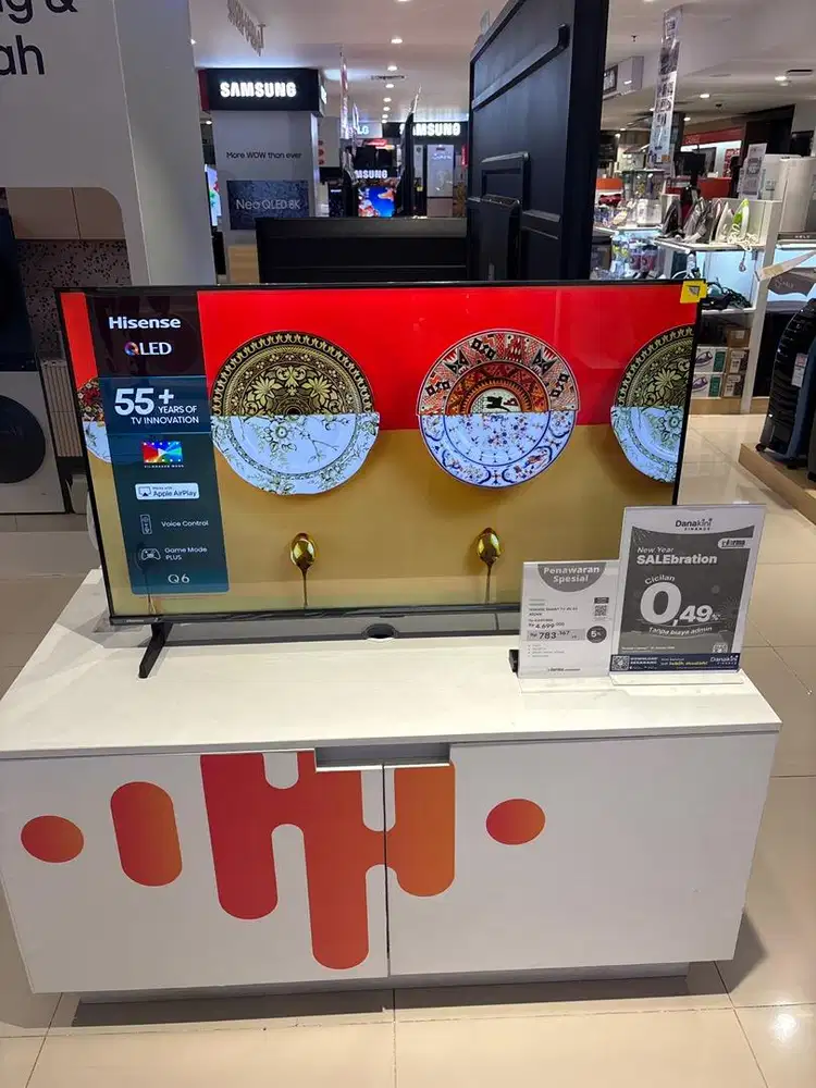 Hisense smart tv 4K 43 inchi