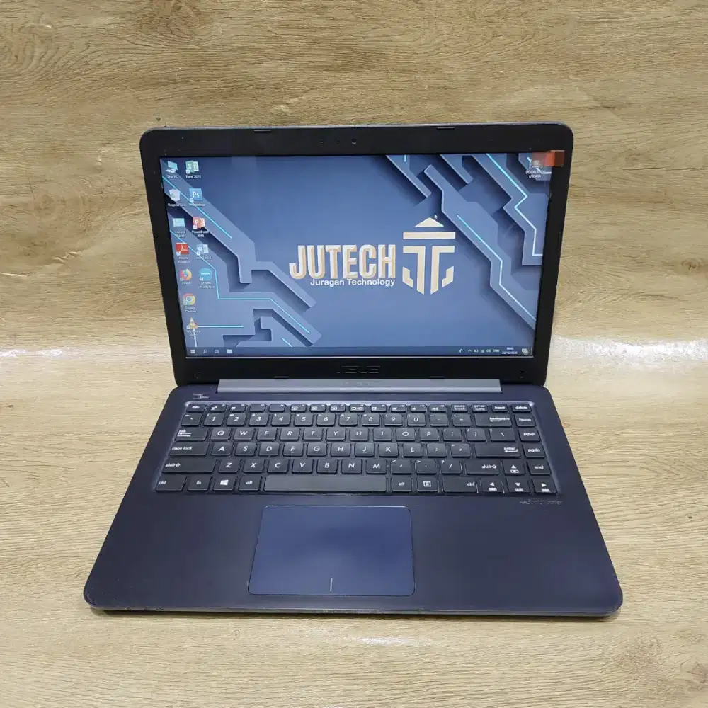 Laptop Asus VivoBook  Slim Ram 4GB bonus Mouse baru Siap pakai [Bisa D