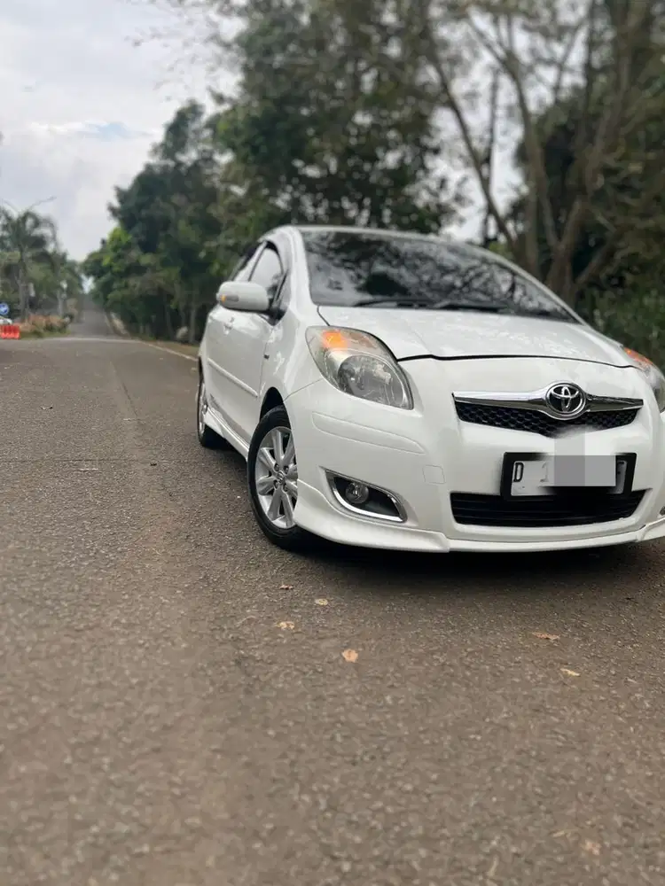 Toyota Yaris s limited 2010 Bensin
