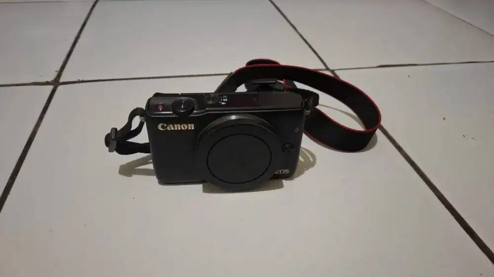 KAMERA CANON EOS M10