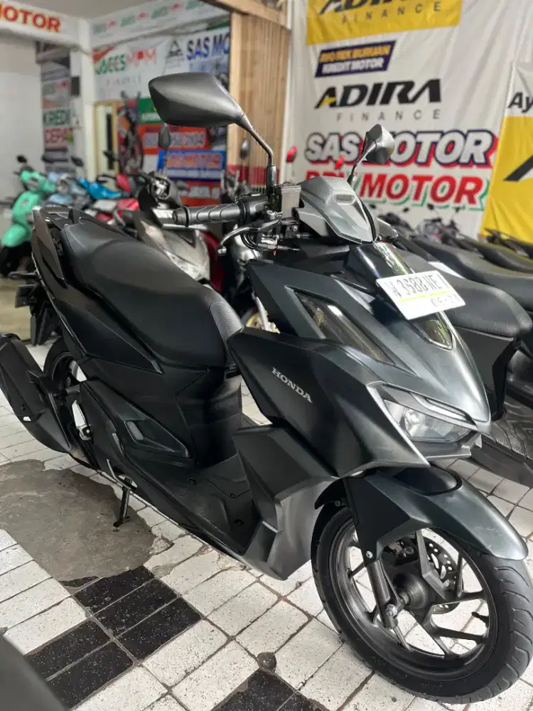 HONDA VARIO 160 2023 SAS MOTOR JL. BARATAJAYA 19 NO 5