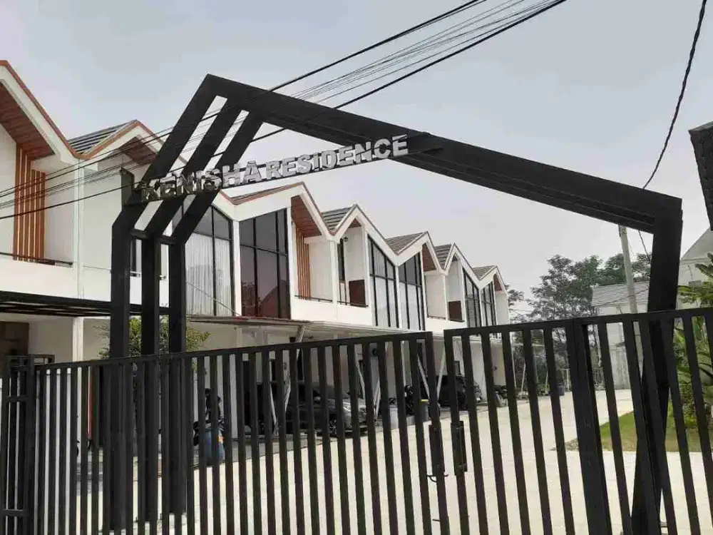 Dijual Rumah 2 Lantai Dkt Sumarecon Bekasi Barat