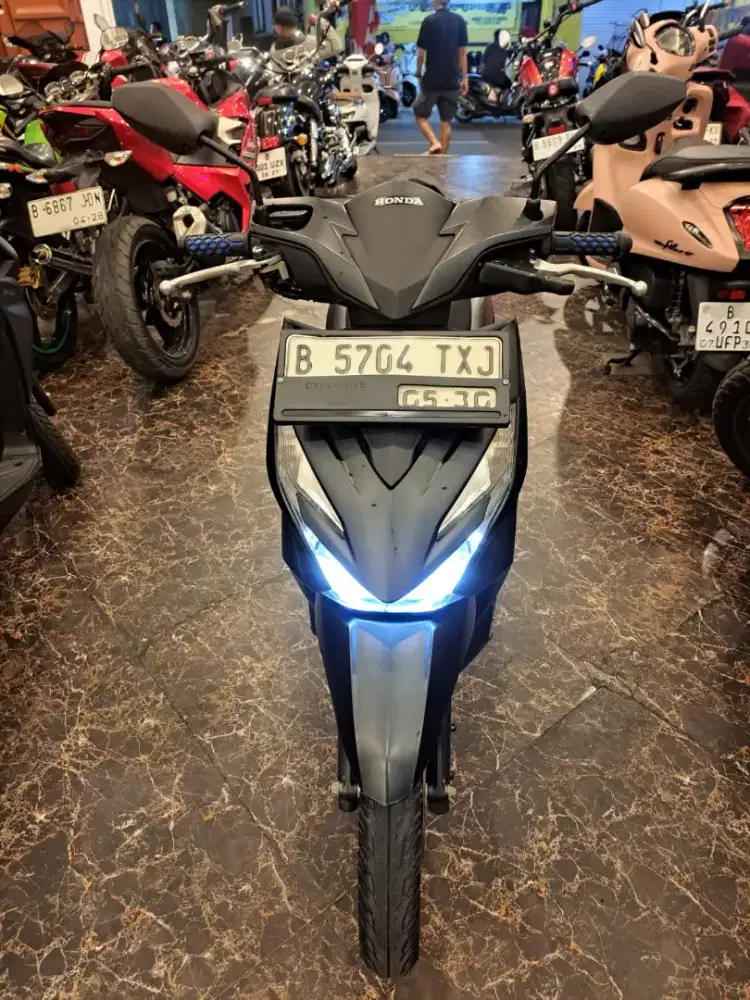 DIJUAL CEPAT HONDA BEAT DELUXE SMARTKEY 2025/ SURAT BPKB 15JT NEGO