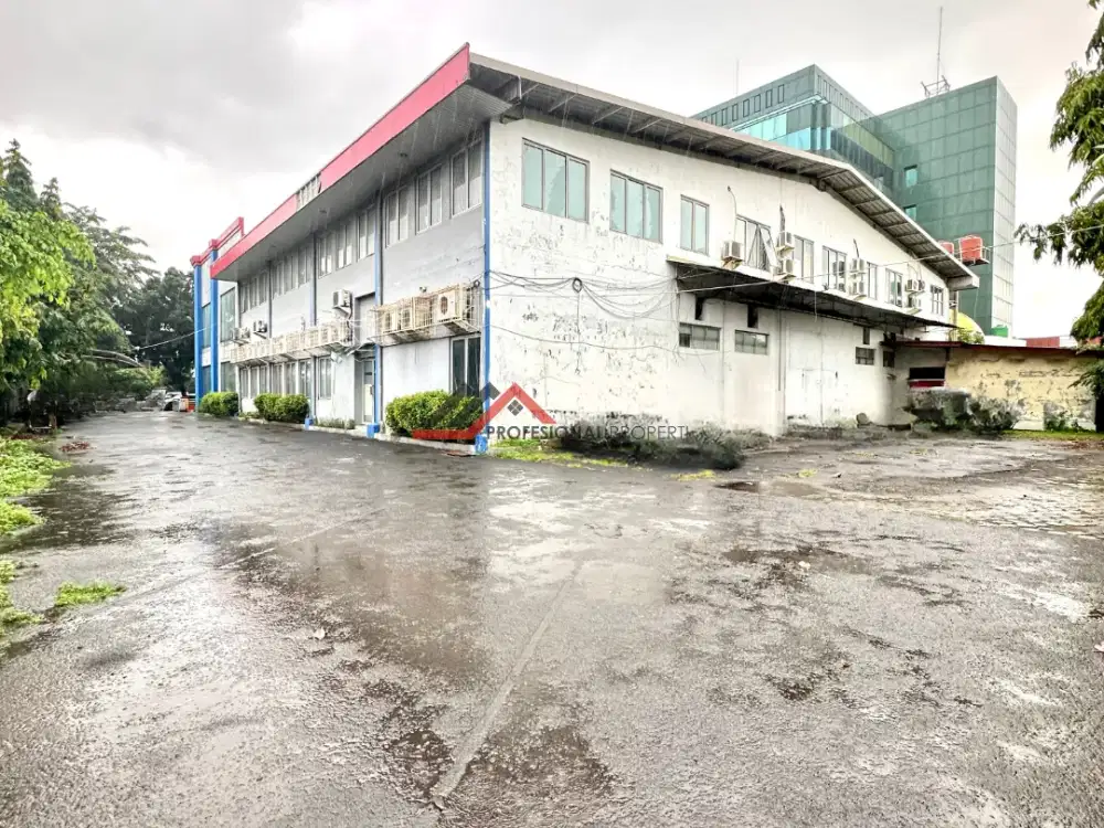 Dijual Gedung kantor di bawah njop dekat ke kuningan jakarta selatan